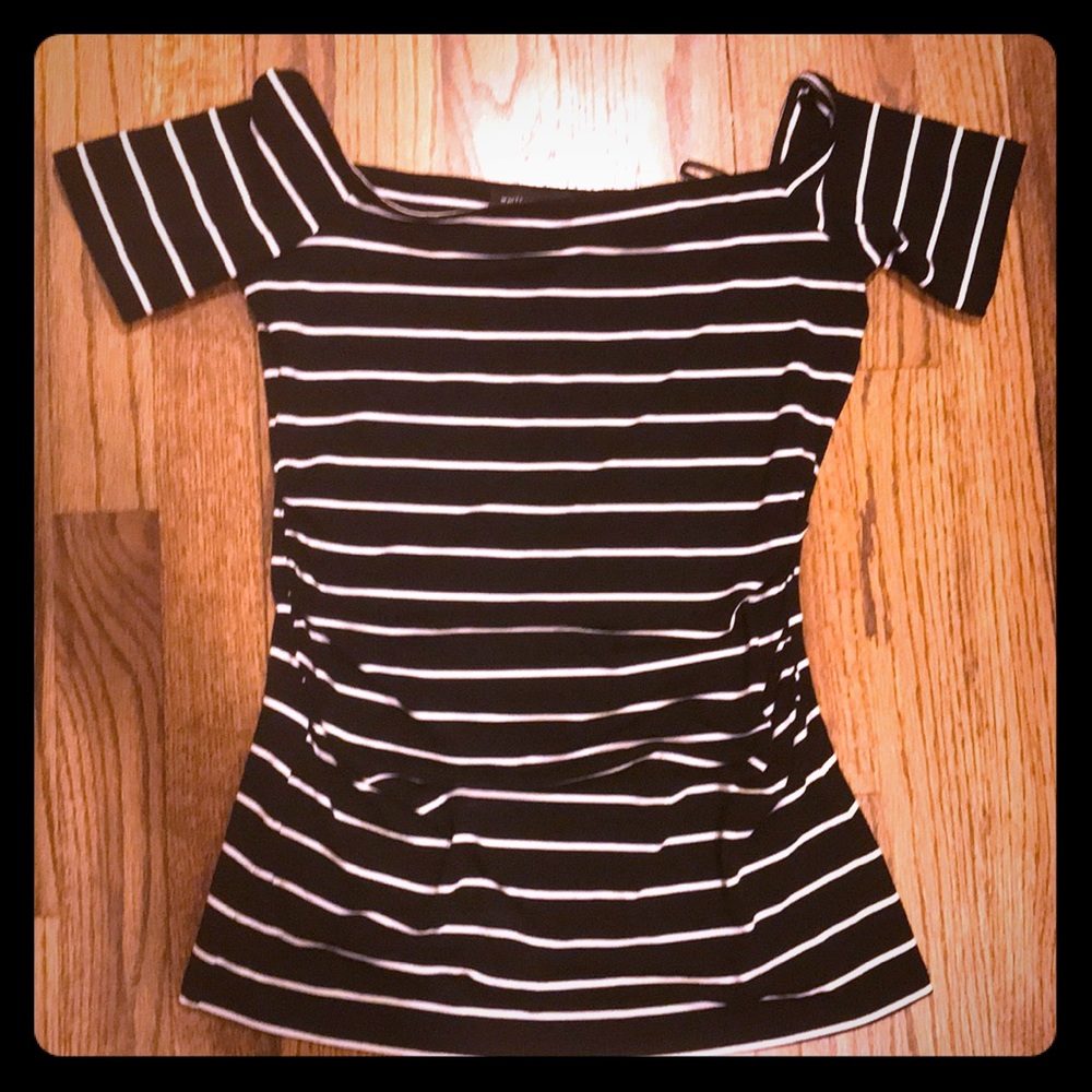 black white stripe off shoulder top whbm xs